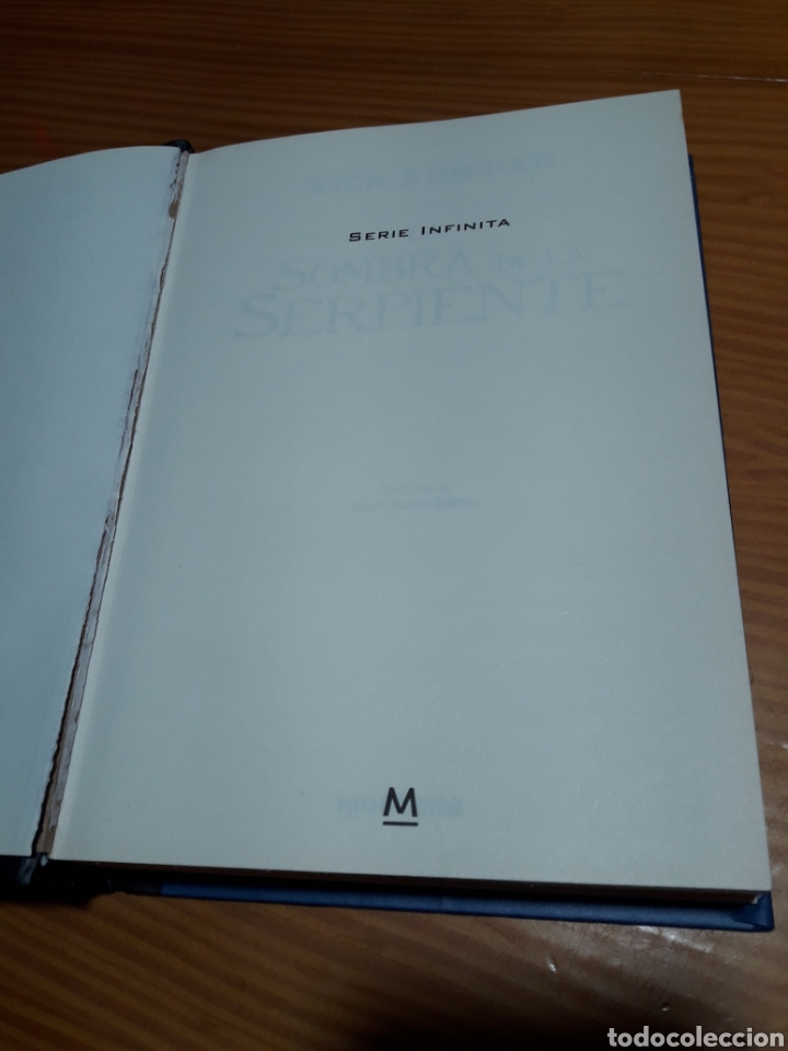 Libros de segunda mano: La sombra de la serpiente Rick Riordan - Foto 2