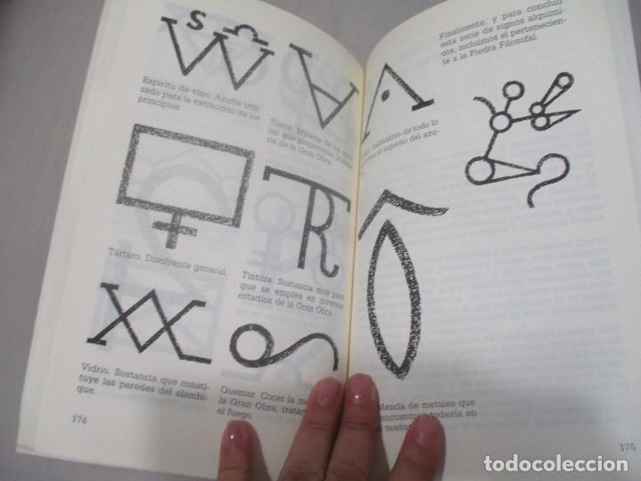 Libros de segunda mano: EL LIBRO DE LOS SIGNOS W10807 - Foto 3
