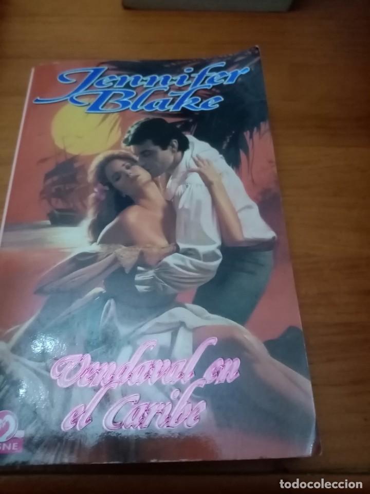 Libros de segunda mano: VENDAVAL EN EL CARIBE. JENNIFER BLAKE. EST28B3 - Foto 1