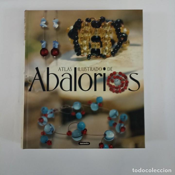 Libros de segunda mano: Atlas ilustrado de abalorios - NUEVO - Foto 1