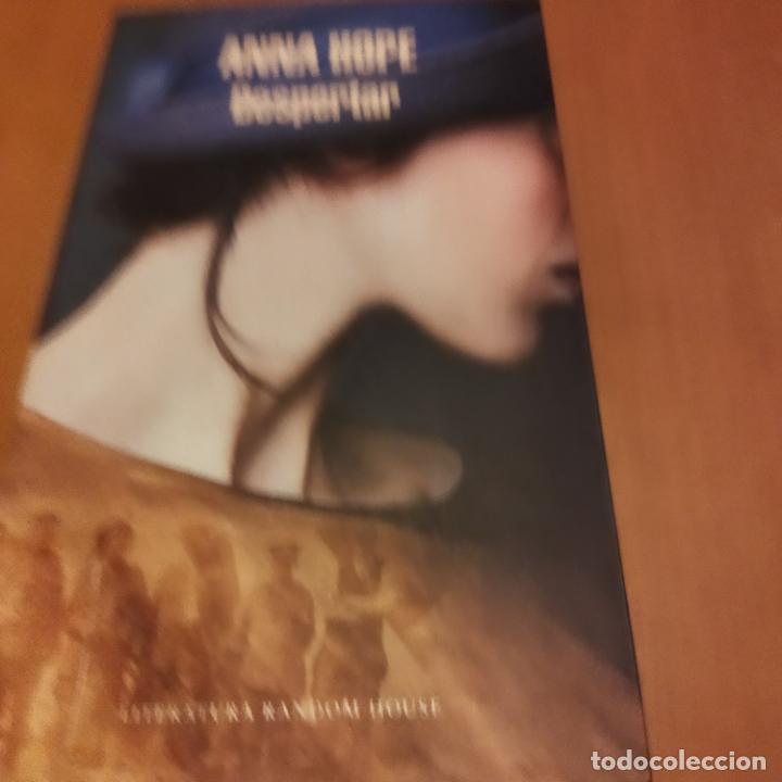 Libros de segunda mano: Despertar - Foto 1