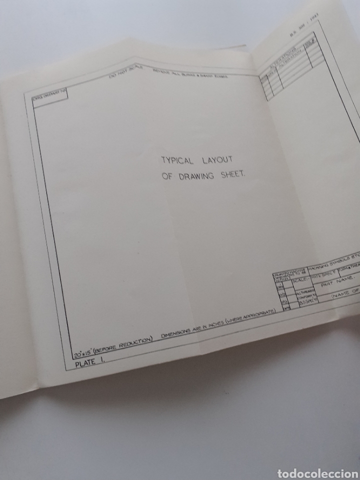 Libros de segunda mano: Engineering drawing practice, British standard 308: 1943 ingl&eacute;s - Foto 14