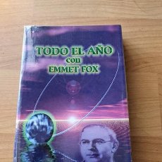 Libros de segunda mano: TODO EL AÑO CON EMMET FOX. SERAPIS BEY EDITORES
