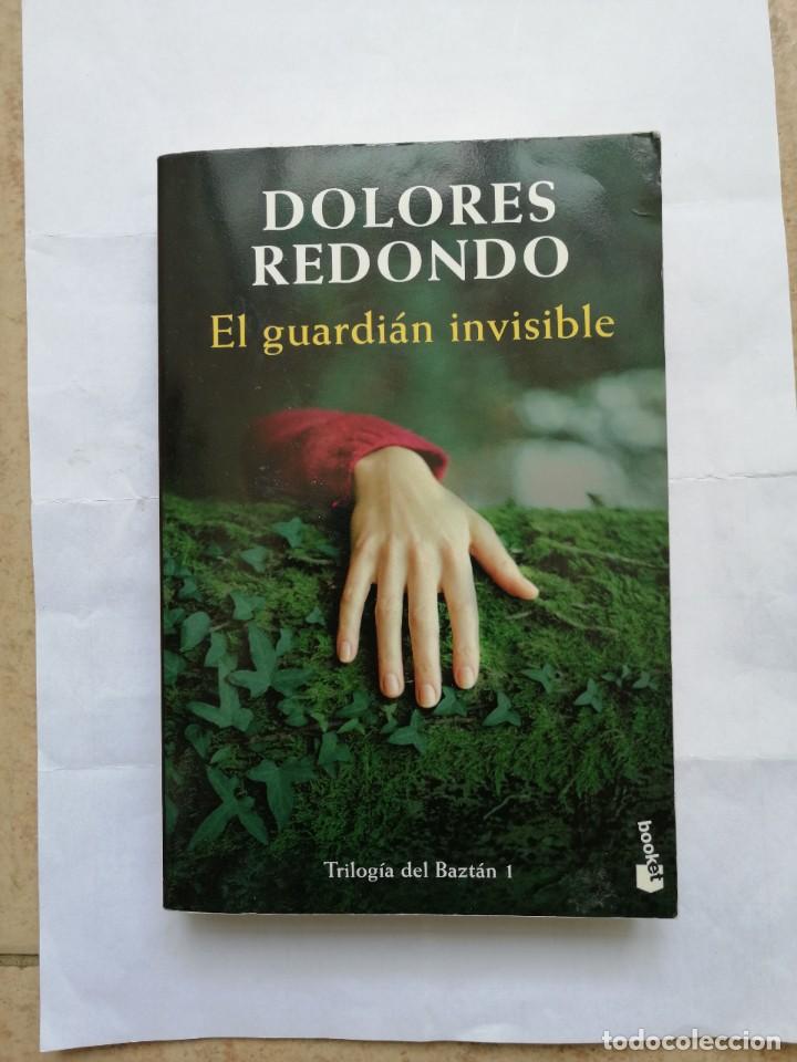 Libros de segunda mano: El guardian invisible. Dolores Redondo. Libro - Foto 1