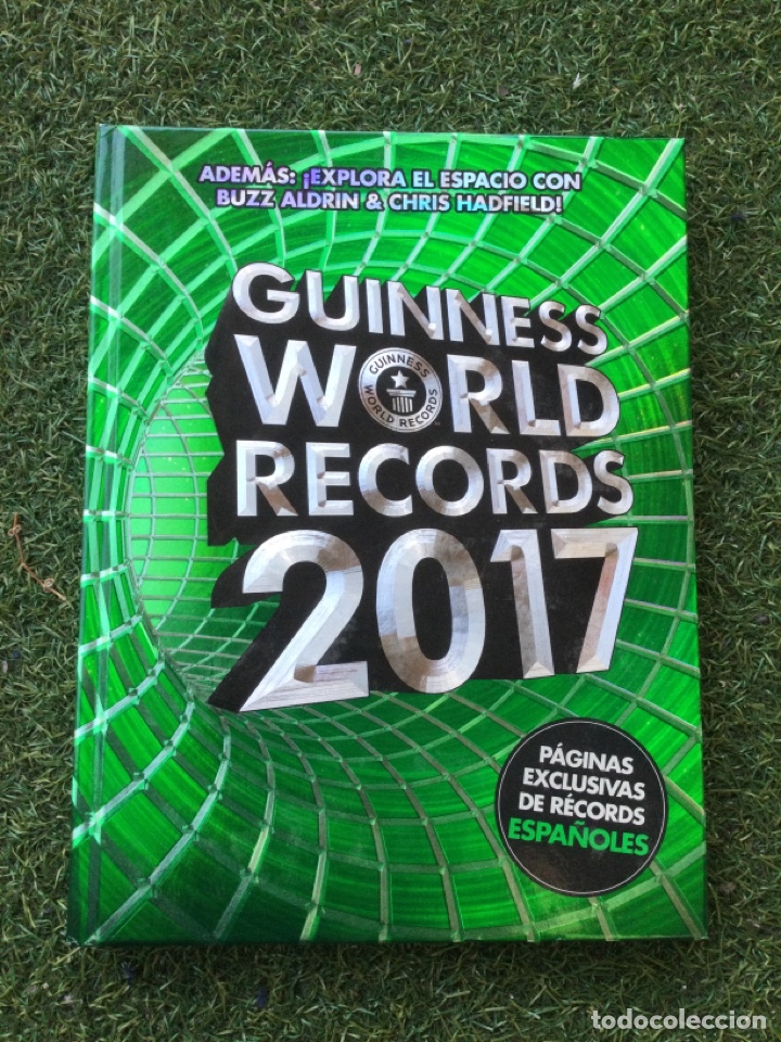 Libros de segunda mano: Guinness World records 2017 Libro Guinness - Foto 1