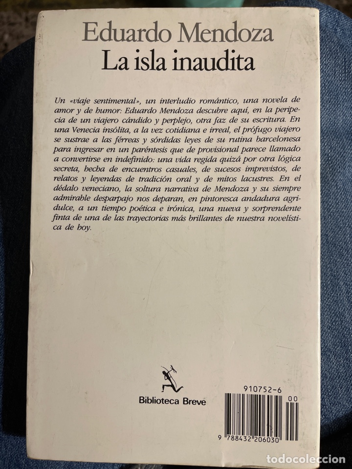 Libros de segunda mano: La isla inaudita. Eduardo Mendoza - Foto 2