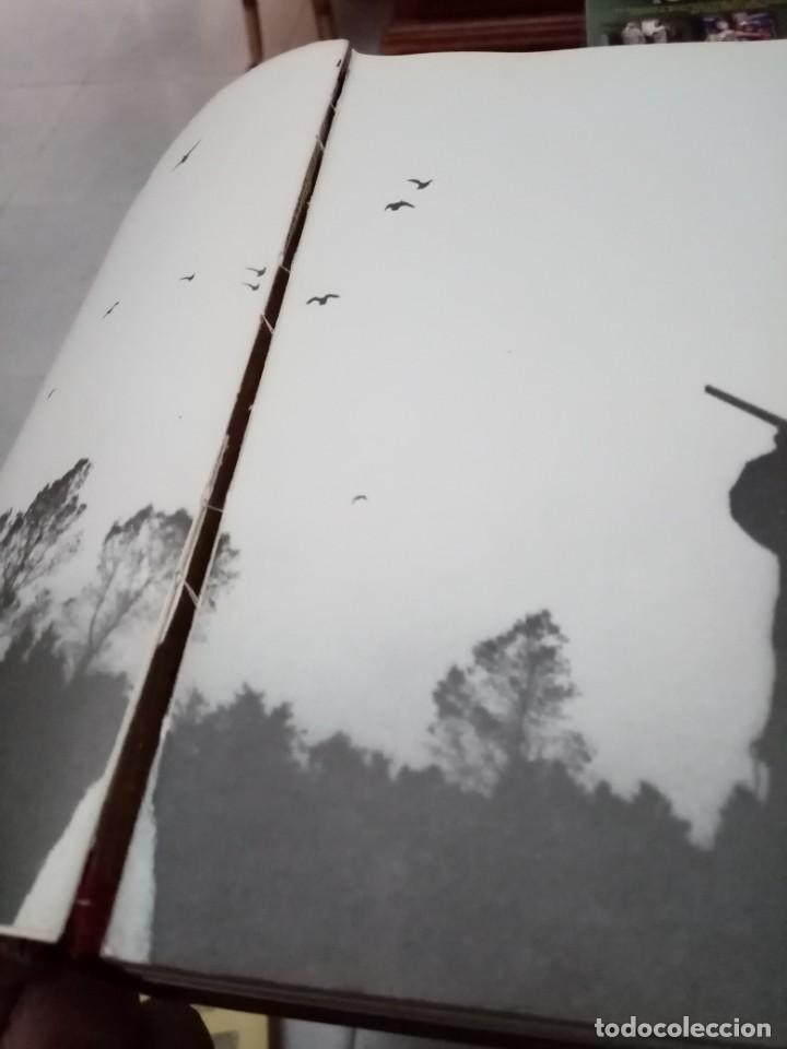 Libros de segunda mano: EL GRAN LIBRO DE LA CAZA. 3 TOMOS. EST5B4 - Foto 3