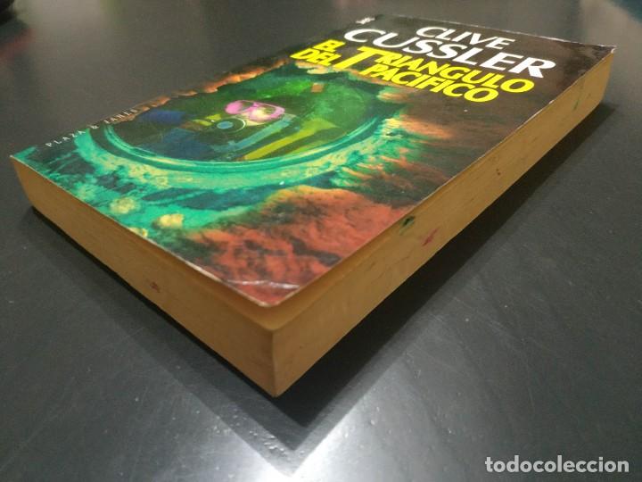 Libros de segunda mano: EL TRIANGULO DEL PACIFICO (CLIVE CUSSLER) - PLAZA Y JANES - Foto 2