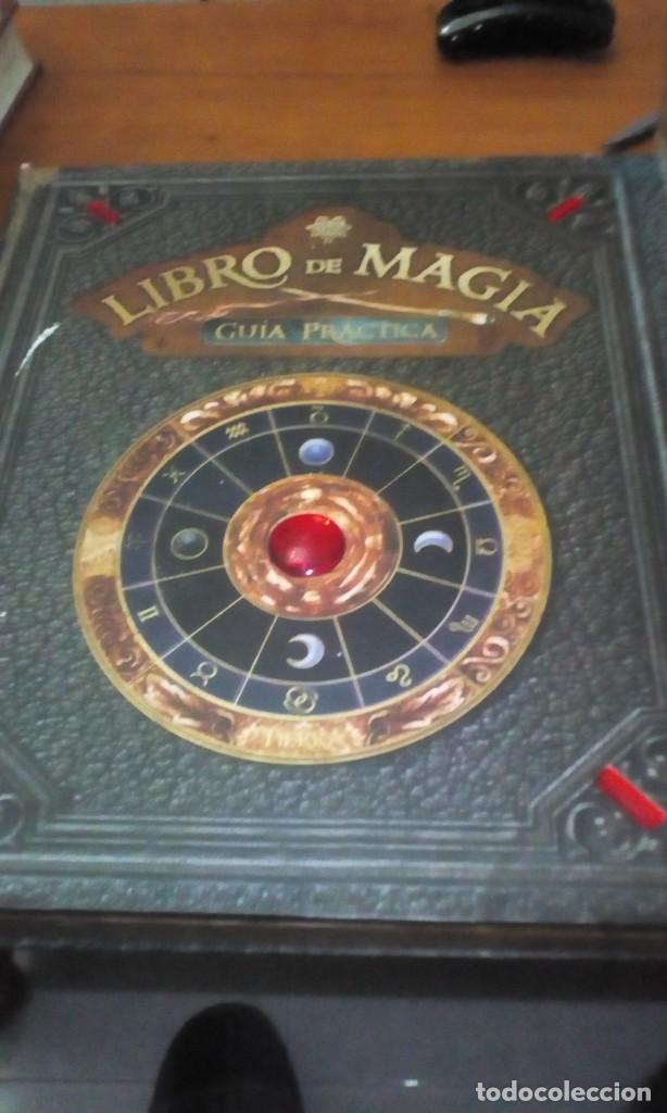 Libros de segunda mano: LIBRO DE MAGIA. GUIA PRACTICA. ALFAGUARA. EST3B2 - Foto 1