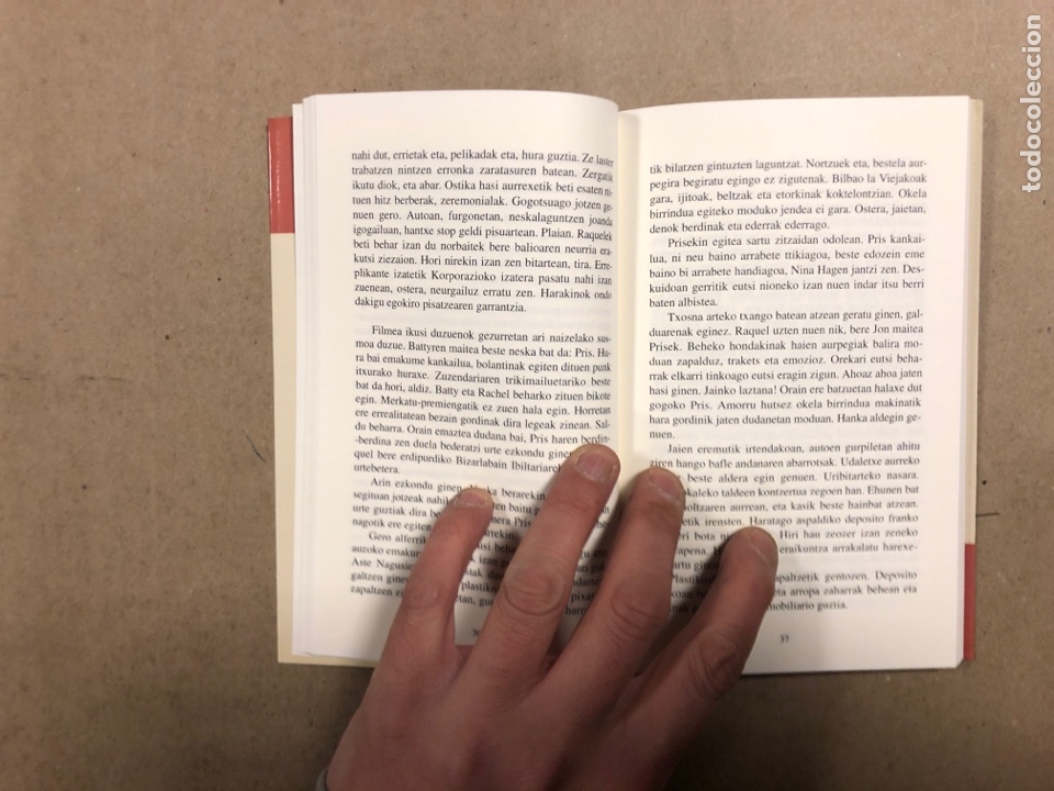 Libros de segunda mano: MANHATTAN. EDORTA JIM&Eacute;NEZ. ELKAR ARGITALETXEA 1994. EUSKARAZ. - Foto 3