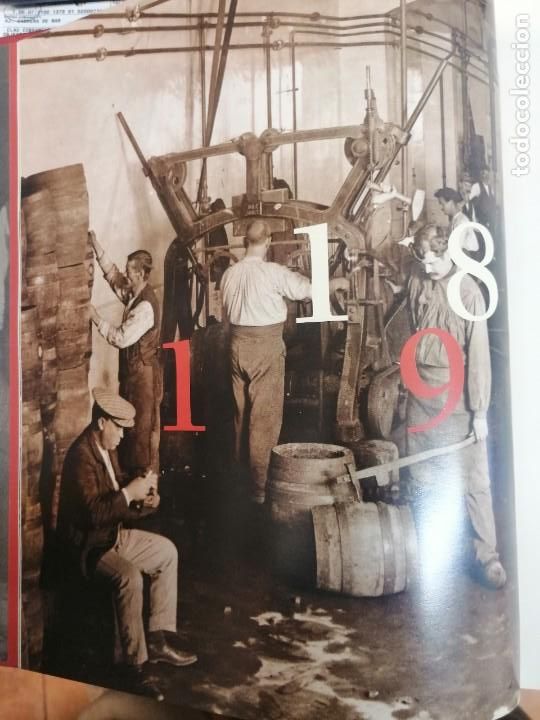 Libros de segunda mano: MAESTROS CERVECEROS desde 1876 DAMM - Foto 3
