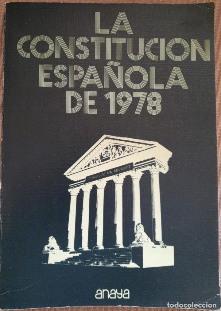 Libros de segunda mano: LA CONSTITUCI&Oacute;N ESPA&Ntilde;OLA DE 1978 - Foto 1
