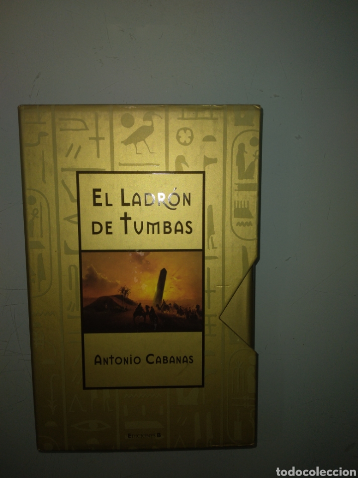 Libros de segunda mano: Antonio Cabanas, El ladron de tumbas, Ediciones B - Foto 1