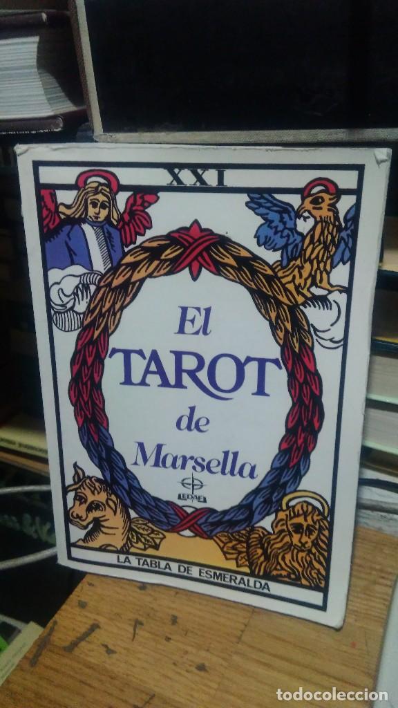Libros de segunda mano: EL TAROT DE MARSELLA, LA TABL DE ESMERALDA, ED. EDAF - Foto 1