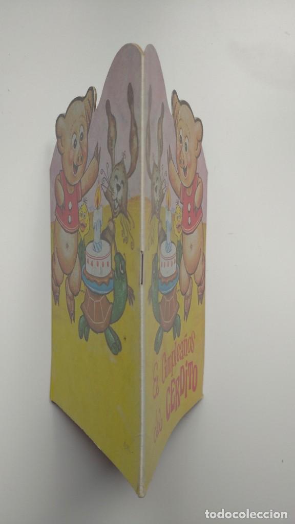Libros de segunda mano: El Cumplea&ntilde;os del Cerdito - Editorial Venlico, 1979 - Foto 2