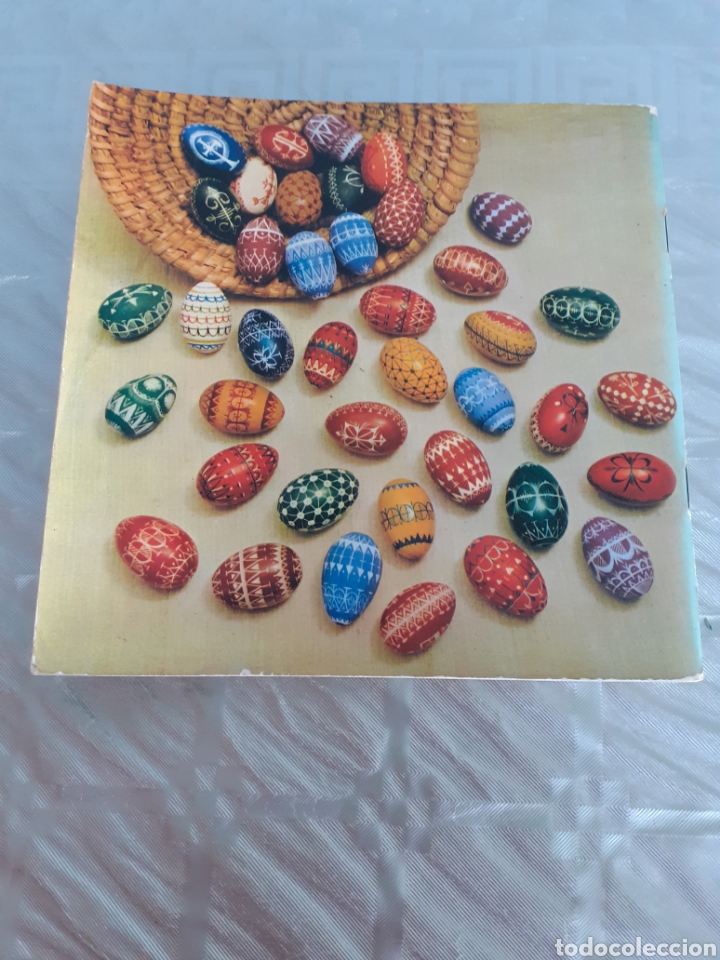 Libros de segunda mano: LIBRO &rdquo; DECORATING EGGS&rdquo;. - Foto 2