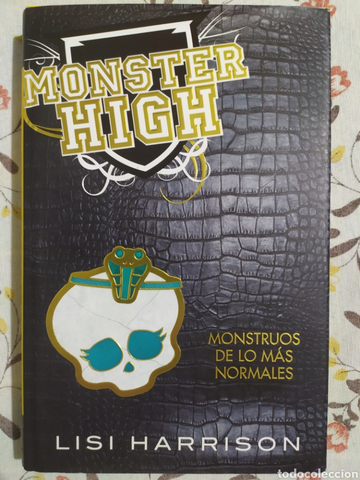 Libros de segunda mano: Monster High. Monstruos de lo m&aacute;s normales - Foto 1