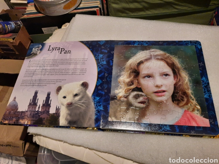 Libros de segunda mano: Libro puzzle La Br&uacute;jula Dorada - Foto 4