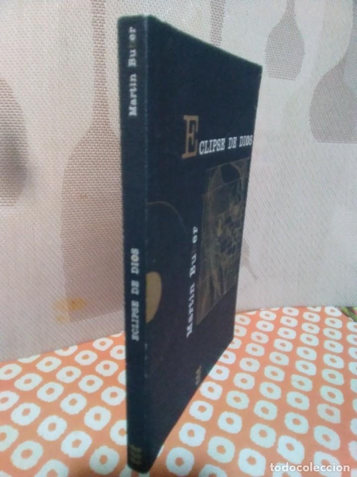 Libros de segunda mano: MARTIN BUBER.- Eclipse de Dios. S&iacute;gueme. 2003. Introducci&oacute;n de Luis Miguel Arroyo Array&aacute;s. - Foto 2