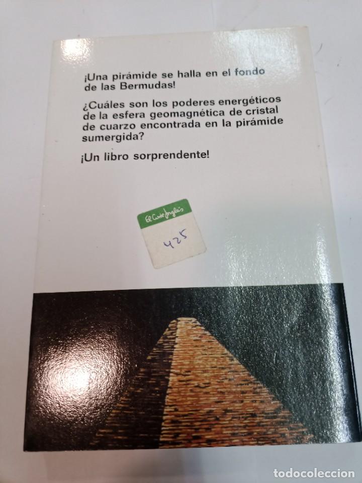 Libros de segunda mano: MARCUS SILVERMAN La pir&aacute;mide sumergida en el tri&aacute;ngulo de las Bermudas SA8719 - Foto 2