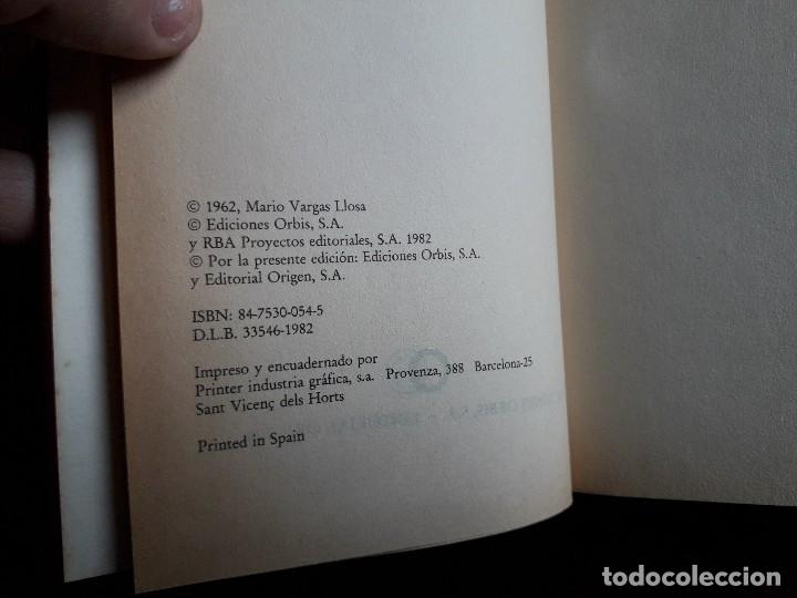 Libros de segunda mano: libro usado, ediciones Orbis a&ntilde;o 1982, La ciudad y los perros, Mario Vargas Llosa. - Foto 2