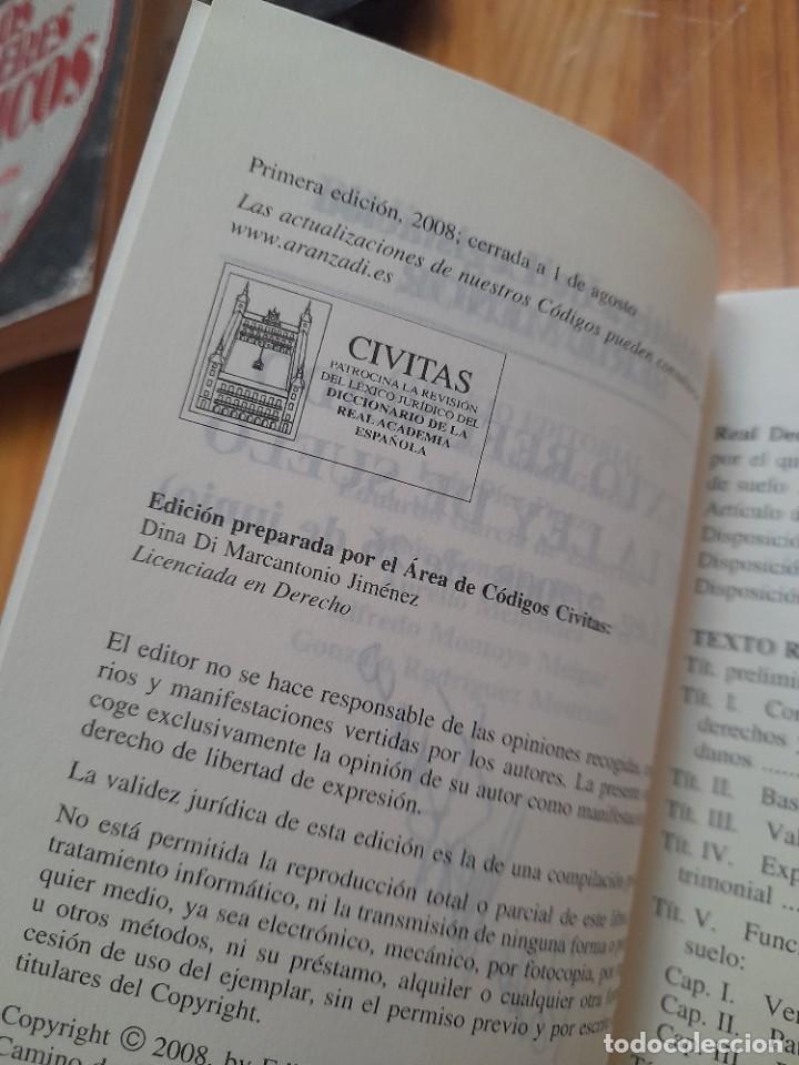 Libros de segunda mano: Libro texto refundido de la ley de suelo - Foto 2