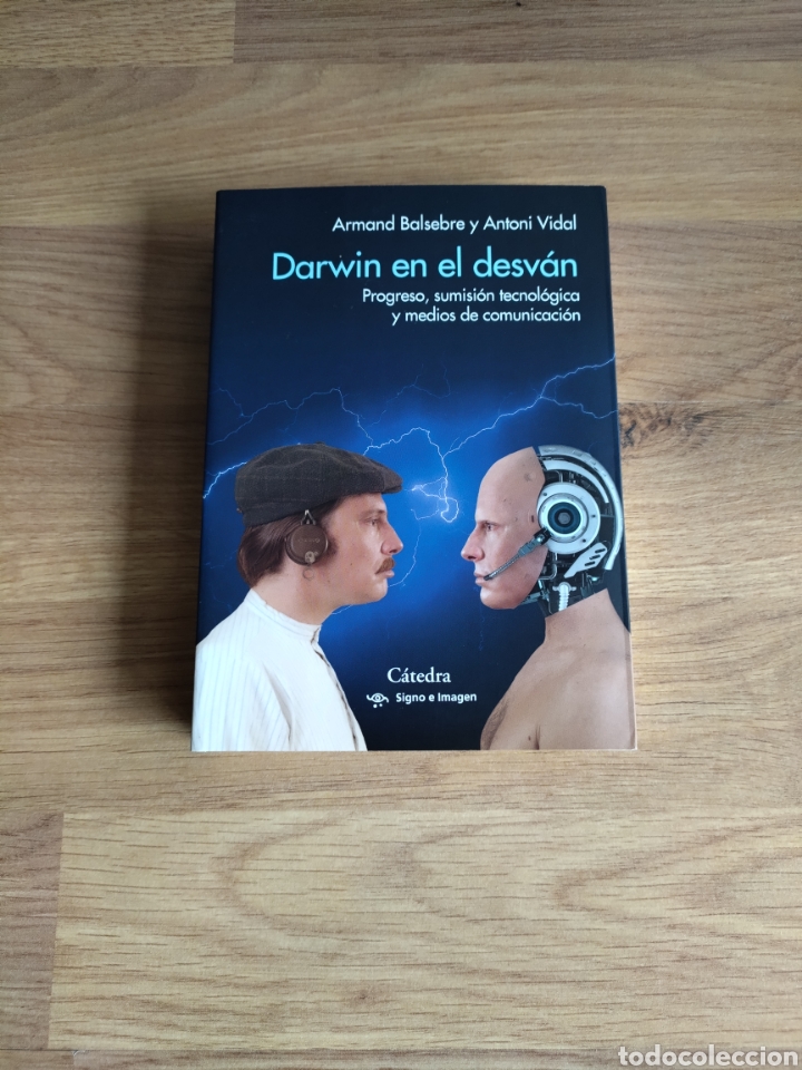 Libros de segunda mano: Darwin en el desv&aacute;n. Armand Balsebre y Antoni Vidal. - Foto 1