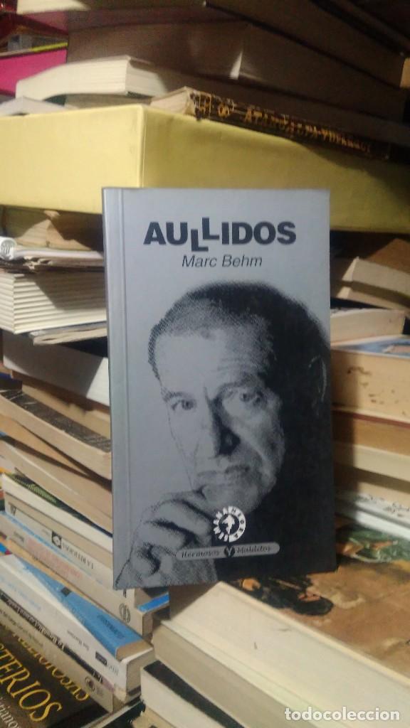 Libros de segunda mano: AULLIDOS, MARC BEHM, ED. SEMANA NEGRA - Foto 1