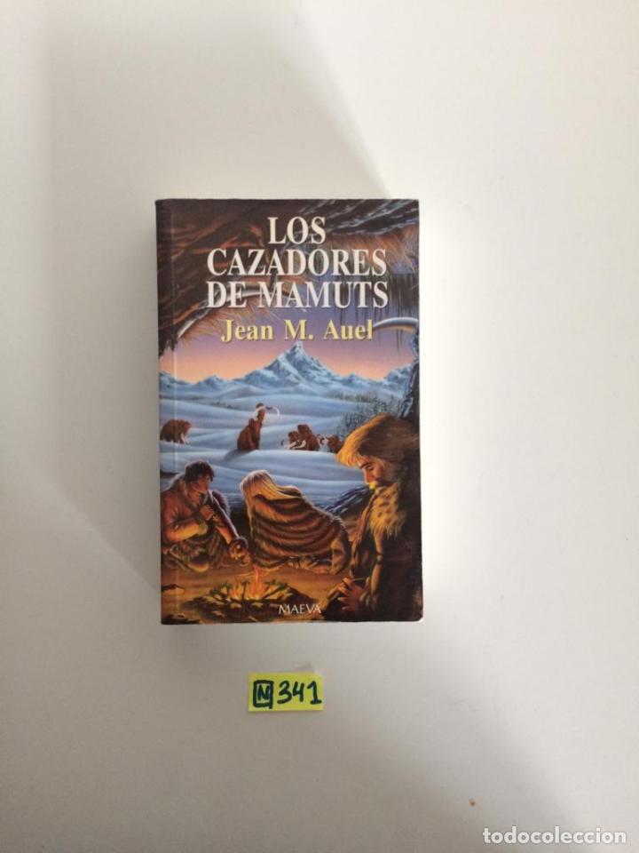 Libros de segunda mano: Los cazadores de mamuts - Foto 1