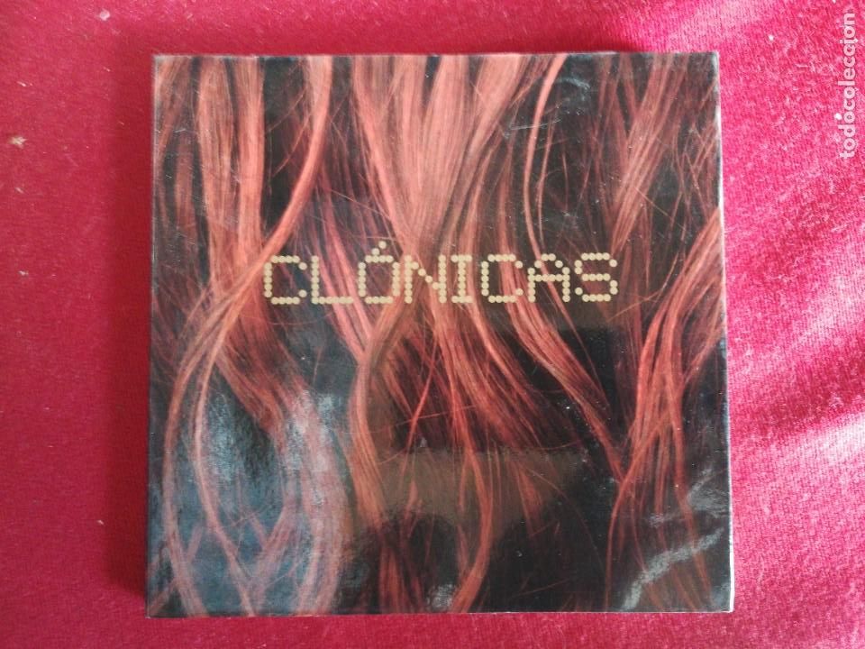 Libros de segunda mano: CL&Oacute;NICAS. EXPOSICI&Oacute;N VIGO. 2004 - 40 MUJERES ARTISTAS