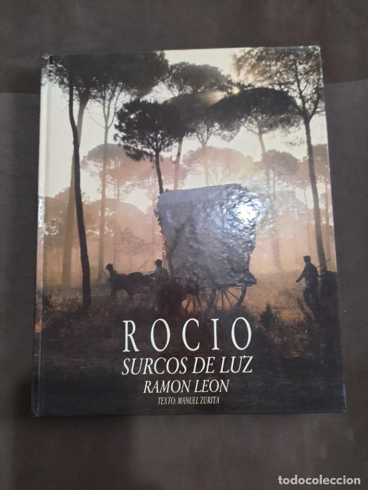 Libros de segunda mano: E3B1 ROCIO SURCOS DE LUZ RAMON LEON - Foto 1