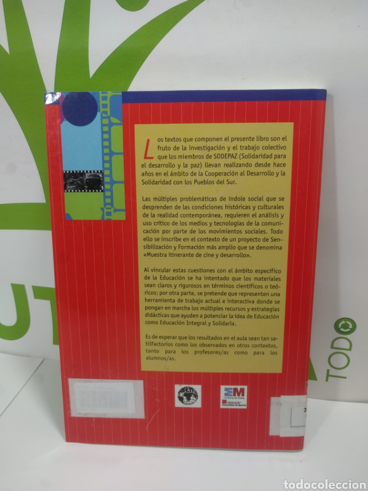 Libros de segunda mano: Cine y desarrollo. Materiales did&aacute;cticos. Editorial popular. - Foto 2