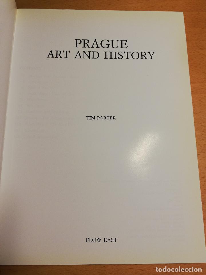 Libros de segunda mano: PRAGUE. ART AND HISTORY (TIM PORTER) - Foto 2