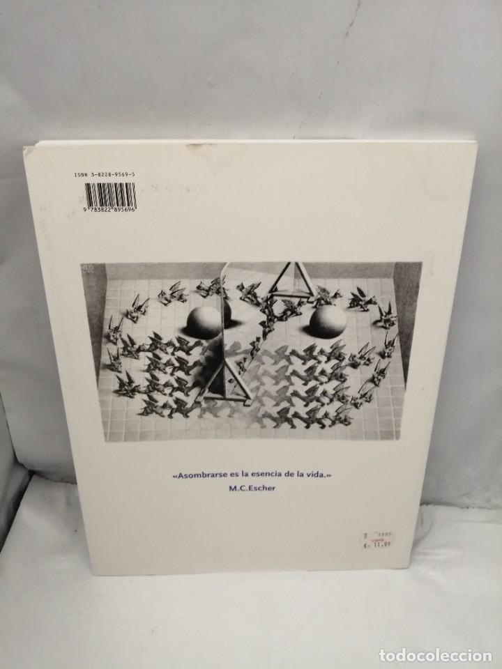 Libros de segunda mano: EL ESPEJO M&Aacute;GICO DE M.C. ESCHER - Foto 2