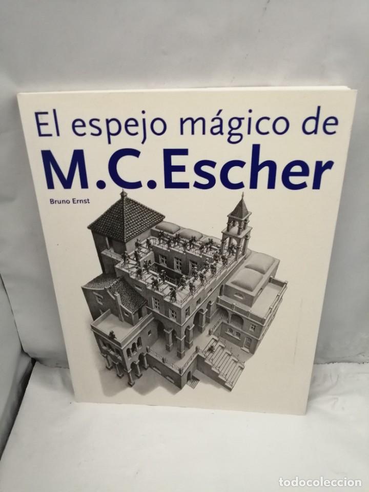 Libros de segunda mano: EL ESPEJO M&Aacute;GICO DE M.C. ESCHER - Foto 1