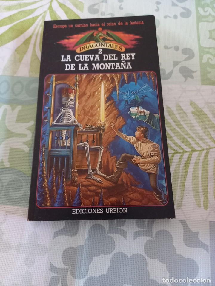 Libros de segunda mano: LA CUEVA DEL REY DE LA MONTA&Ntilde;A - COLECCION DRAGONTALES 2 - EDICIONES URBION 1985