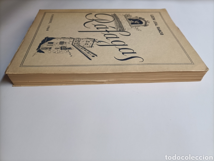 Libros de segunda mano: R&aacute;fagas .Le&oacute;n Leal Ramos C&aacute;ceres 1960 ... Temas extreme&ntilde;os - Foto 3