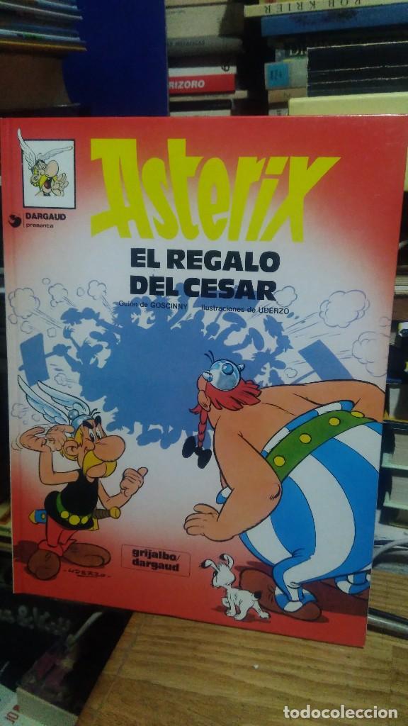 Libros de segunda mano: ASTERIX, EL REGALO DEL CESAR, ED. GRIJALBO DARGAUD - Foto 1