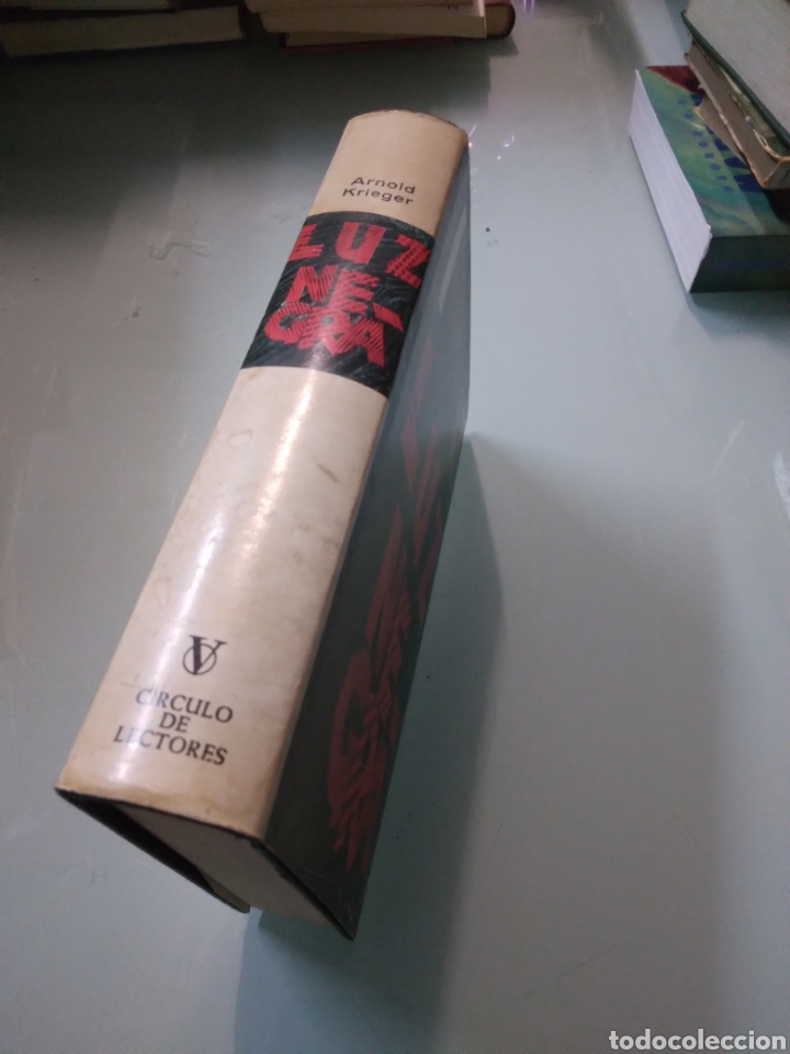 Libros de segunda mano: Arnold Krieger, C&iacute;rculo de Lectores, Luz Negra - Foto 2