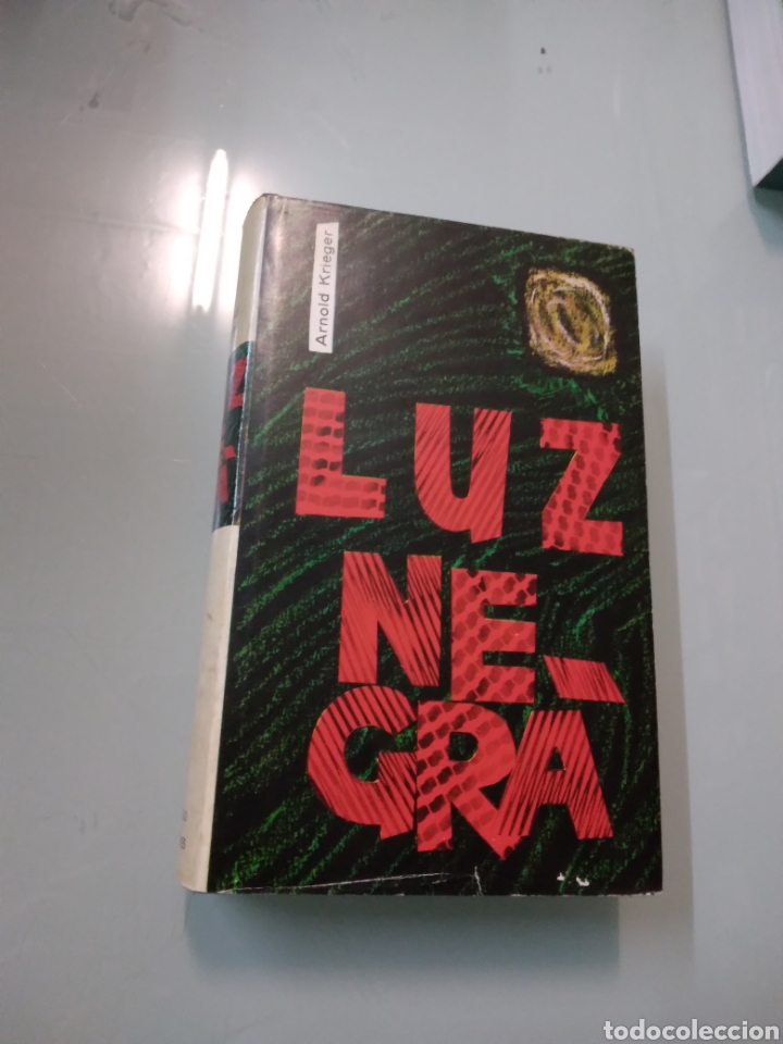 Libros de segunda mano: Arnold Krieger, C&iacute;rculo de Lectores, Luz Negra - Foto 1
