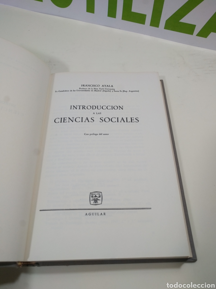 Libros de segunda mano: Introducci&oacute;n a las ciencias sociales. Aguilar. - Foto 2