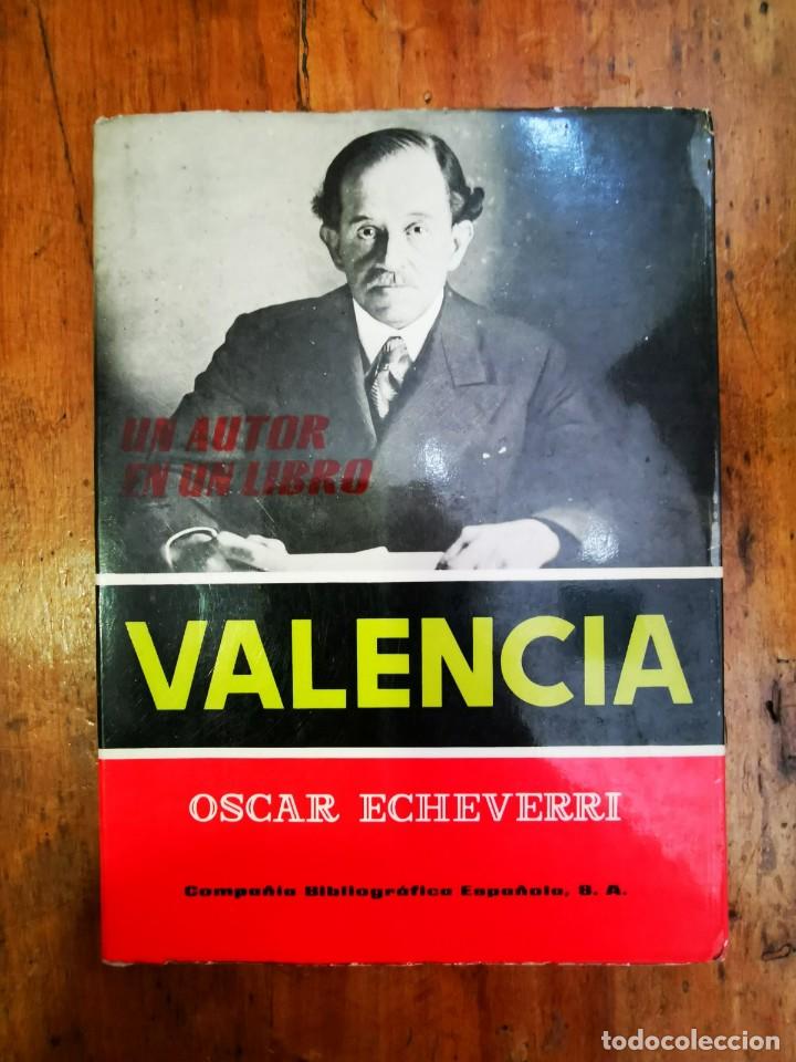 Libri di seconda mano: GUILLERMO Valencia / estudio y antolog&iacute;a por Oscar Echevarri Mej&iacute;a