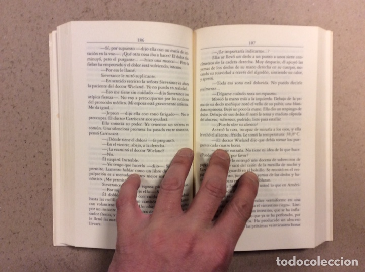 Libros de segunda mano: LA TARDE AZUL. WILLIAM BOYD. EDICIONES ALFAGUARA 1996. - Foto 4