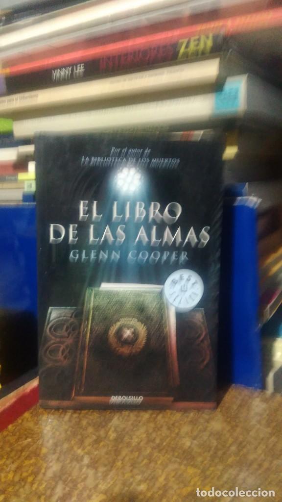 Libros de segunda mano: EL LIBRO DE LAS ALMAS, GLENN COOPER, ED. DEBOLSILLO - Foto 1