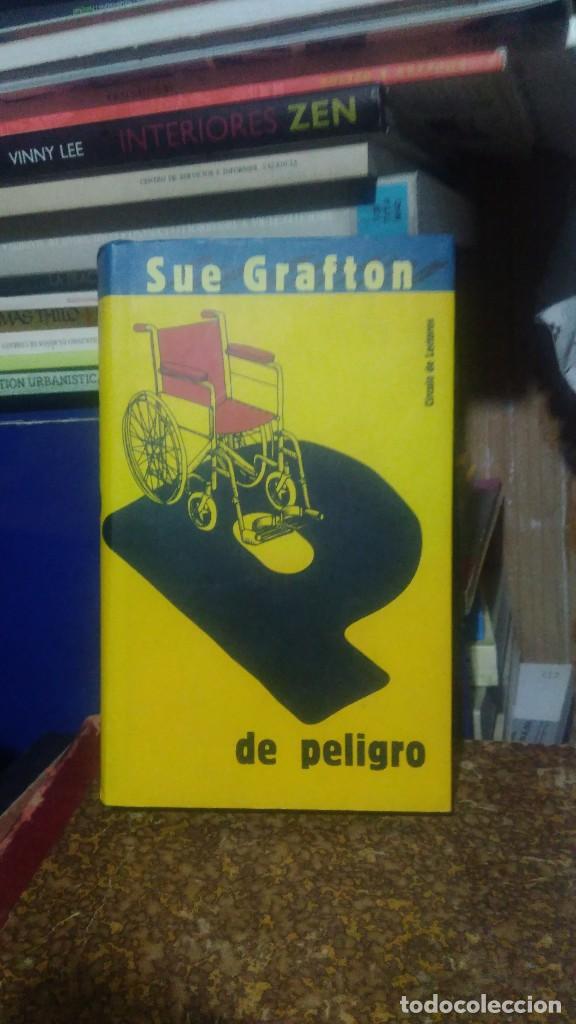 Libros de segunda mano: P DE PELIGRO, SUE GRAFTON, ED. CIRCULO DE LECTORES - Foto 1