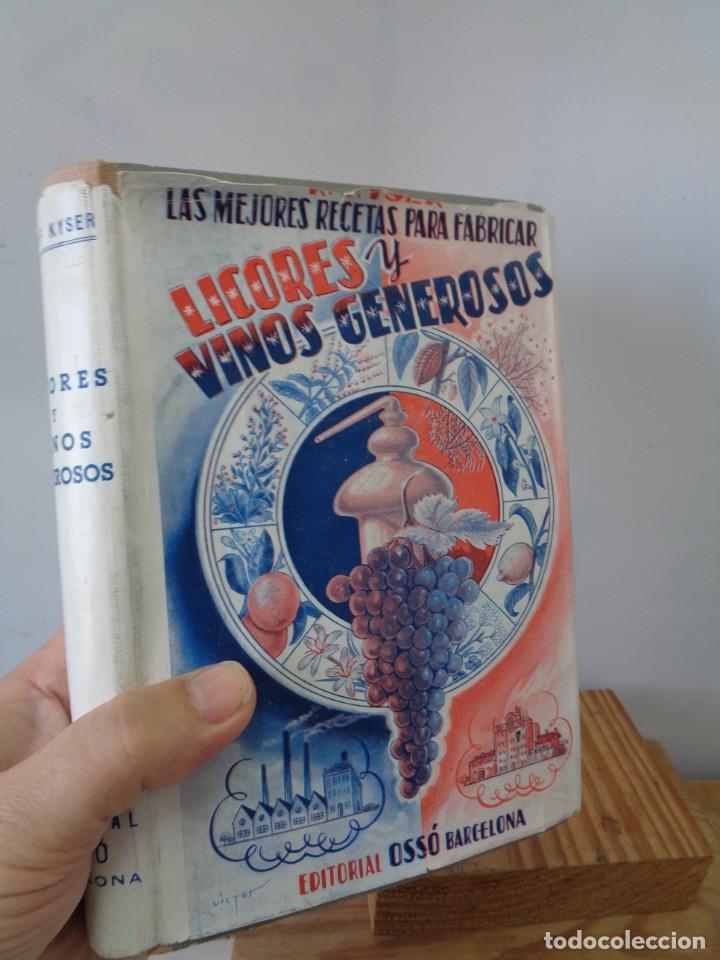 Livres d'occasion: &iexcl;&iexcl; LICORES Y VINOS GENEROSOS. Su FABRICACION. &rdquo; Licoreria o Destilacion.&rdquo;MANUAL-CONSULTA (1950.) !!