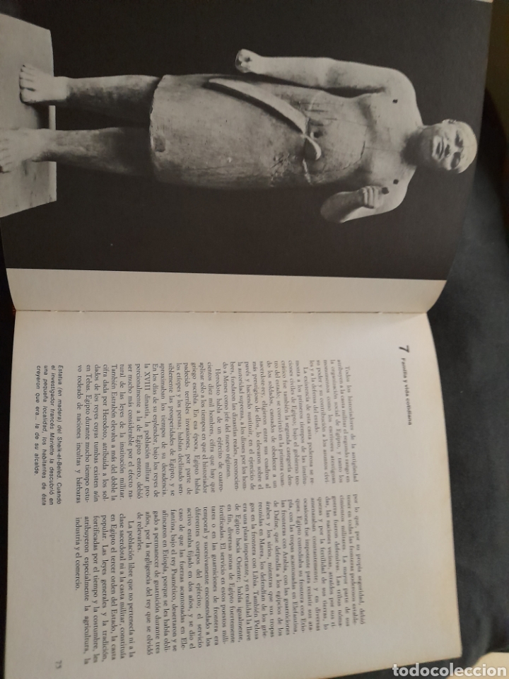 Libros de segunda mano: El mundo de los egipcios. Jaques Champillion - Foto 3