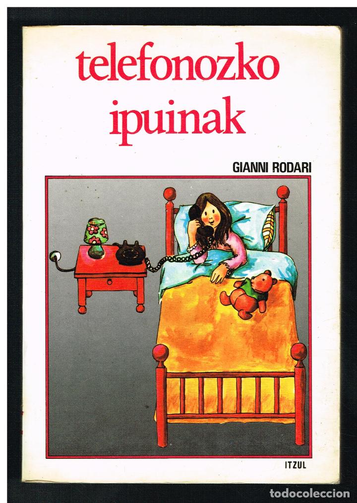 Libros de segunda mano: TELEFONOZKO IPUINAK - GIANNI RODARI - ELKAR - EUSKERA - Foto 1