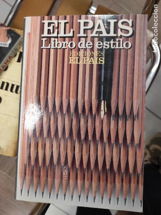 Libros de segunda mano: PERIODISMO COMUNICACION - EL PAIS - LIBRO DE ESTILO - - Foto 1