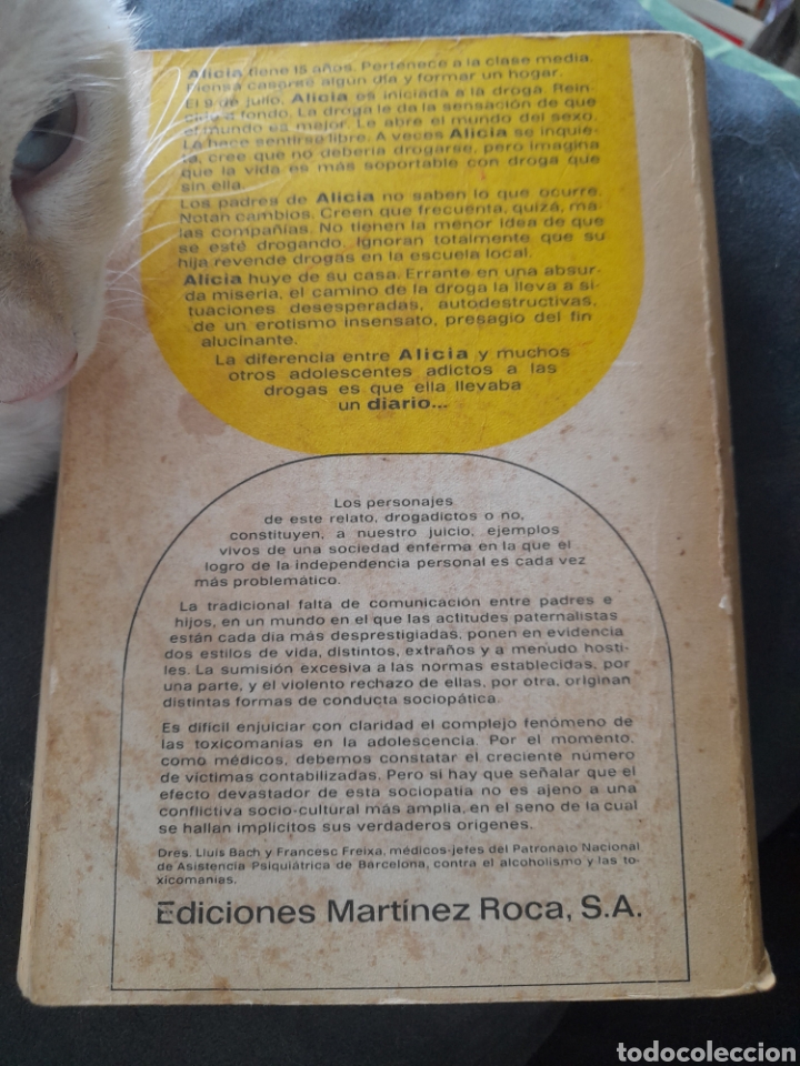 Libros de segunda mano: Preg&uacute;ntale a Alicia - Foto 2
